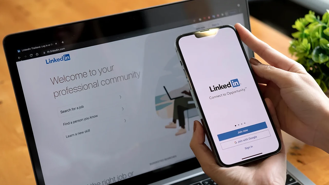 استفاده از سایت Linkedin