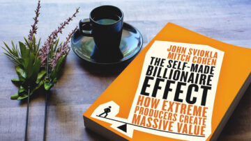 کتاب اثر میلیاردر خودساخته